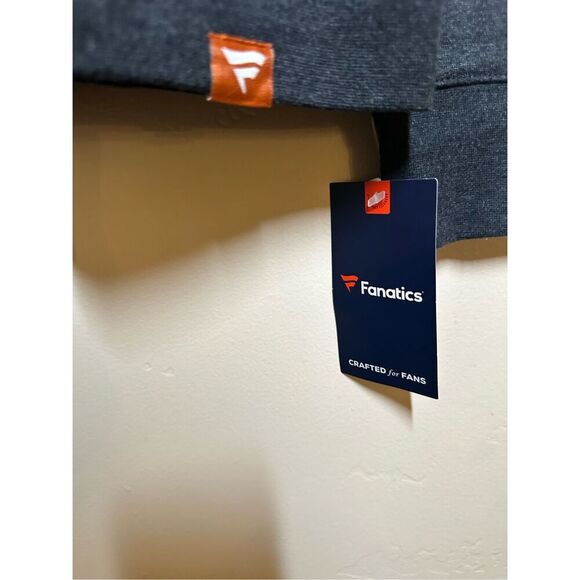 Texas Longhorns Charcoal Gray and Orange Zip Up Sweater Size Medium - Picture 4 of 5